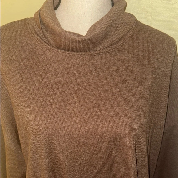 AE| Brown Cowl Neck Sweater - Picture 5 of 6